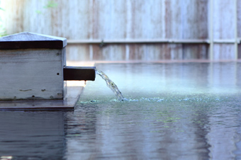 Staying in the Onsen for a long time is not good for your health.